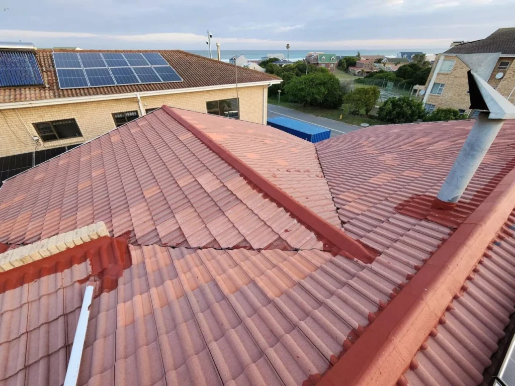jeffreys bay roof cleaned by newstream
